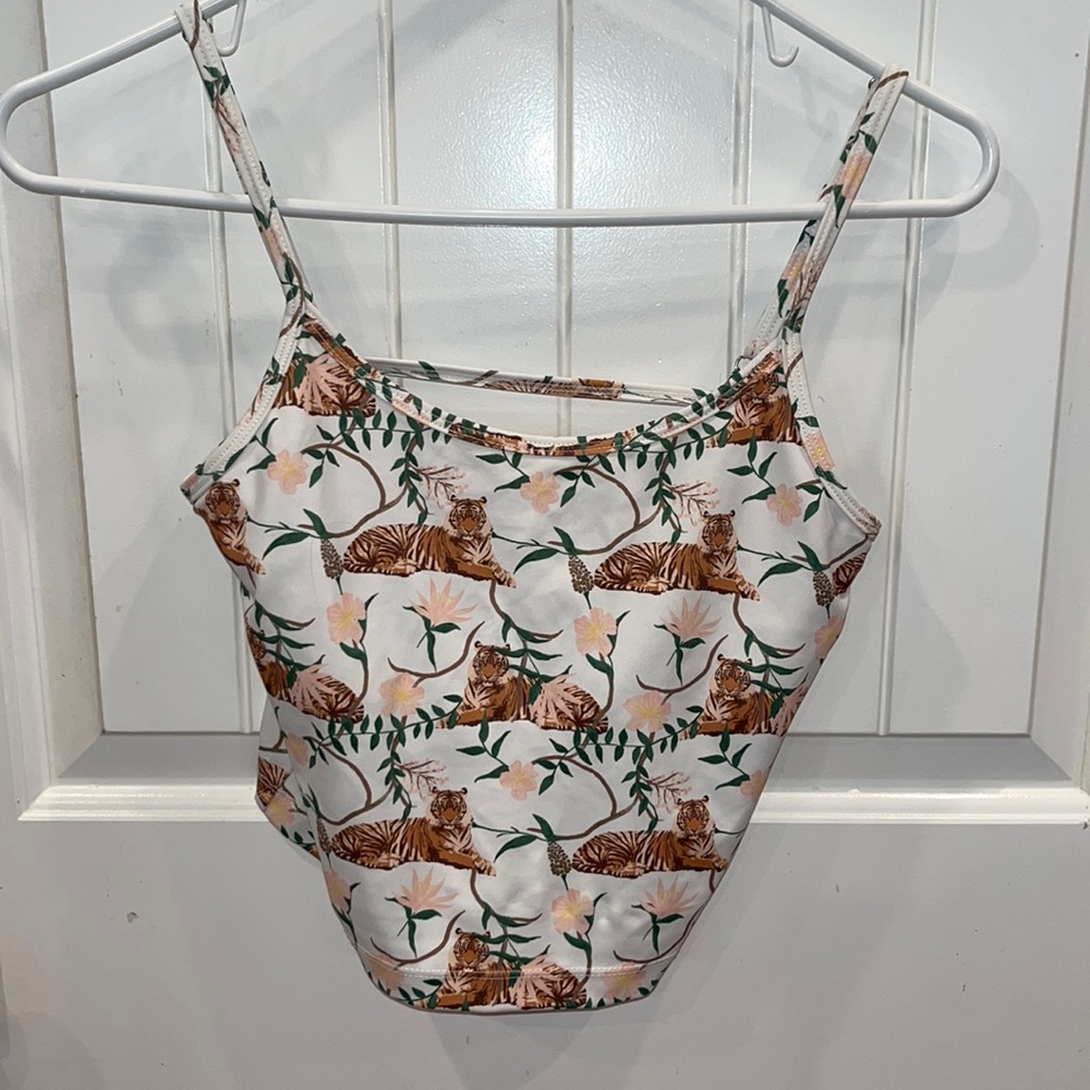 KORTNI JEANE Womens Size S Tiger Flower and Leaf Print latter- back